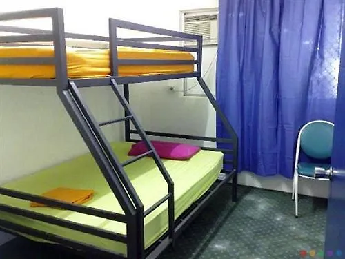 Albergue Cairns Waterfront Backpackers 0*,  Australia