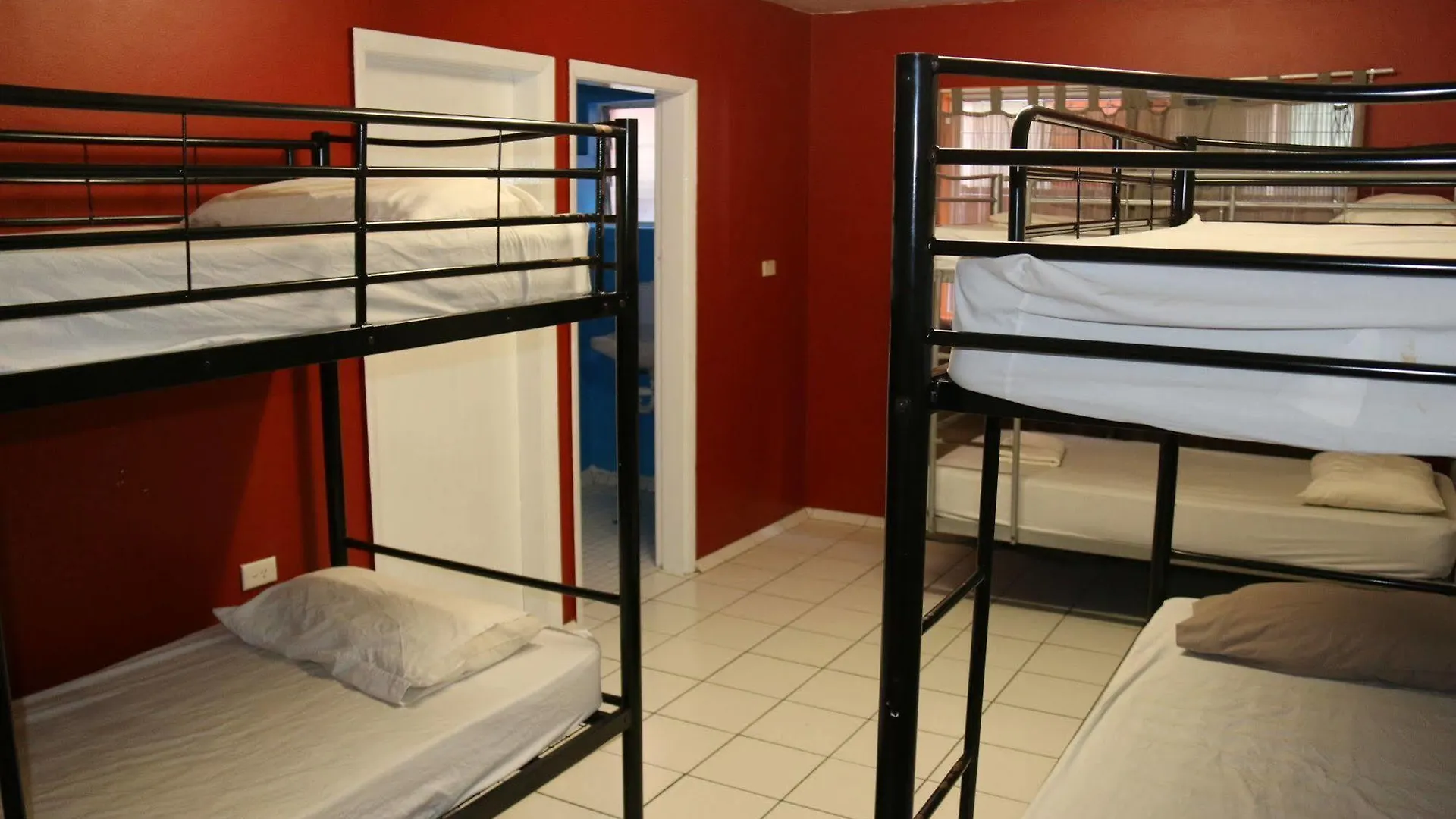 Albergue Cairns Waterfront Backpackers